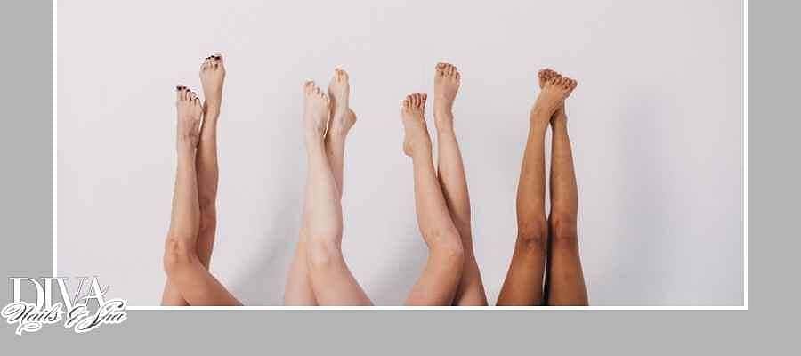 Christmas Countdown Begins! Pre-Book Your Holiday Manicure & Pedicure Now!