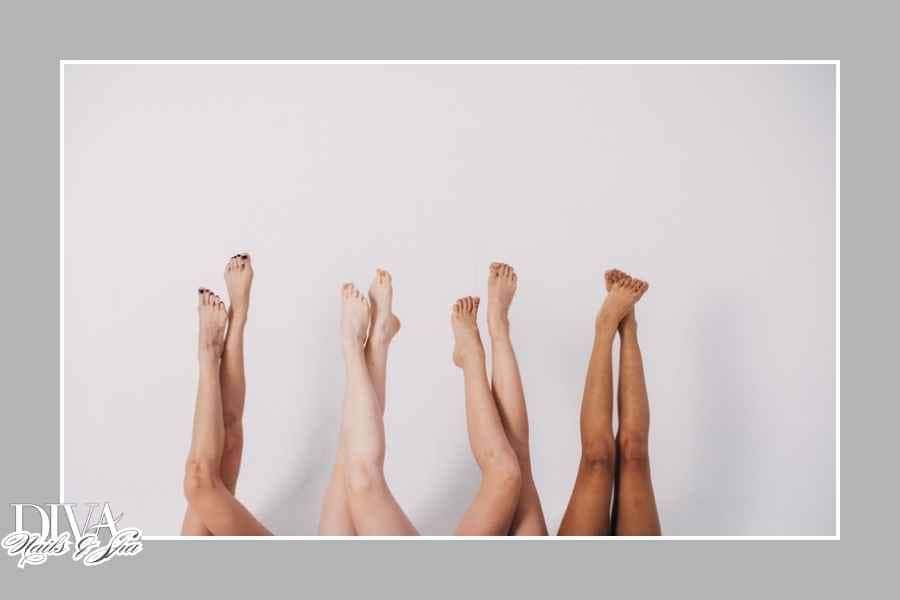 Christmas Countdown Begins! Pre-Book Your Holiday Manicure & Pedicure Now!