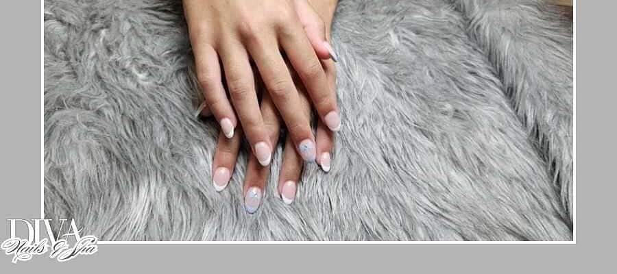Post-Holiday Detox: Start Fresh with Natural Nail Care at Diva Nails.