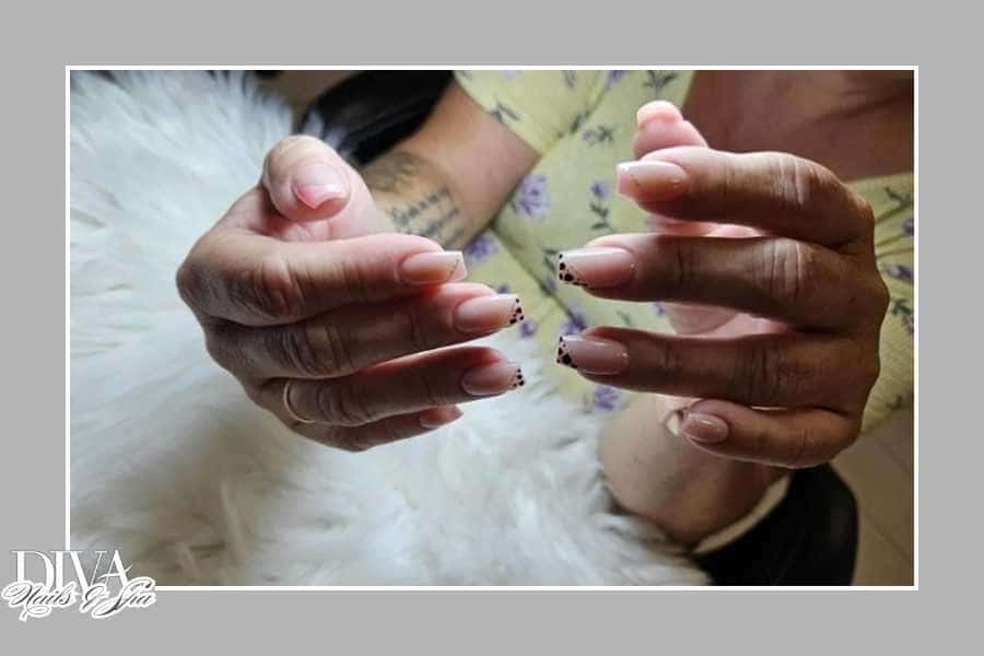 Solar Nails vs. Gel Powder: Choosing Your Ultimate Nail Enhancements Strength.