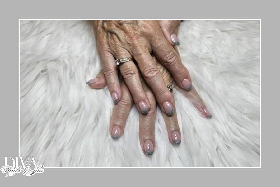 Sunday Serenity: Find Your Quiet Spa Experience in Our Nice & Clean Salon.