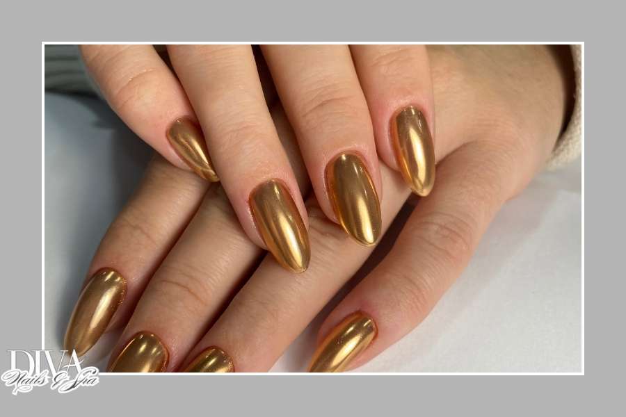 ✨ Go Beyond Basic: Elevate Your Nails with Chrome & Ombré Add-Ons