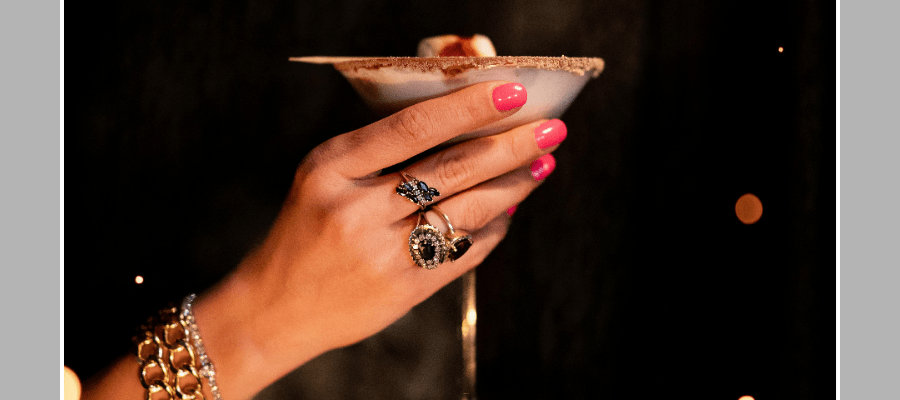 🎆 Happy New Year from Diva Nails! Cheers to 2026!