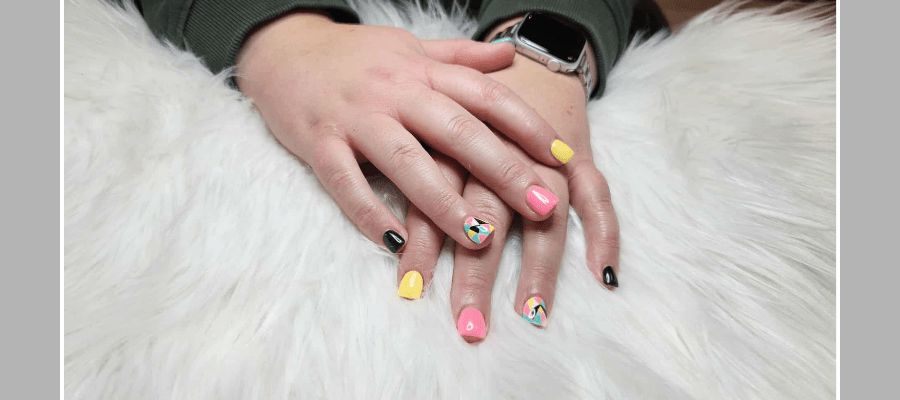 💎 Trending Now: The "Glazed" Holiday Look