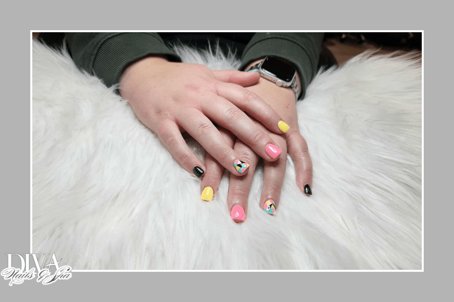 💎 Trending Now: The “Glazed” Holiday Look